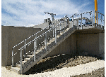 Garde corps sur escalier droit en béton
